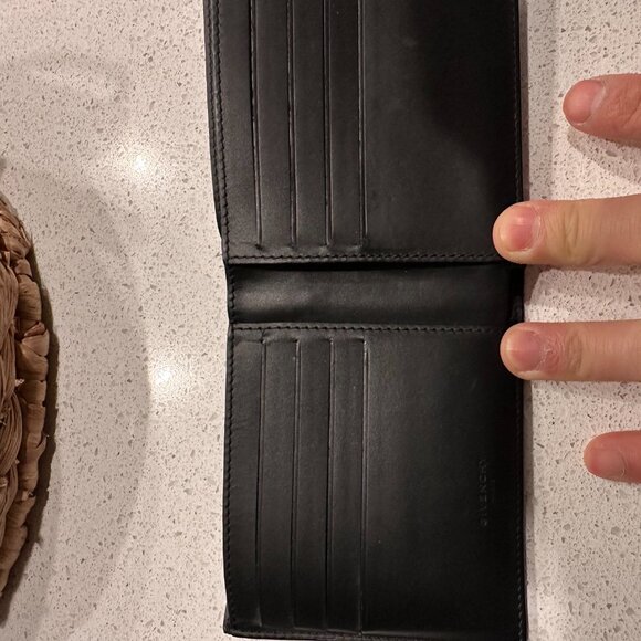 🖤 GIVENCHY Rare Rottweiler Print Bifold Wallet ⭐️ - Picture 2 of 5